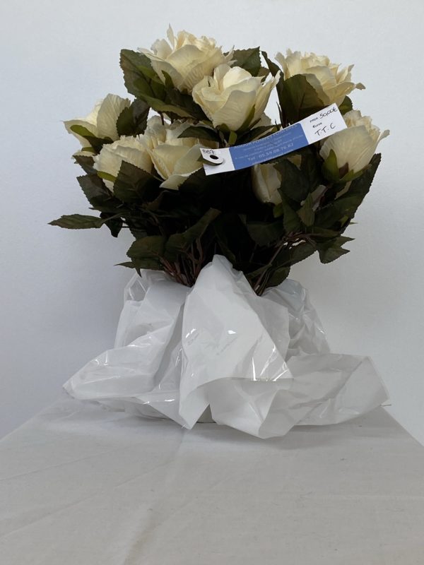 Bouquet bulle de rose blanches