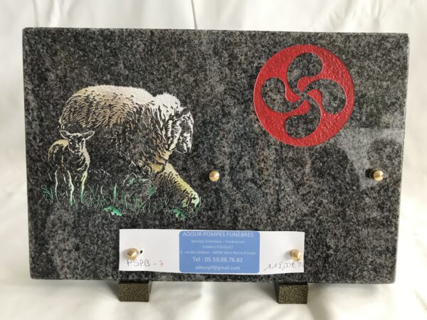 Plaque gravée d'une croix Basque rouge et d'un mouton PSPB - 7