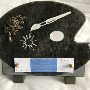 Plaque en granit ornée d'une rose et gravée d'un pinceau - ED801 - 5